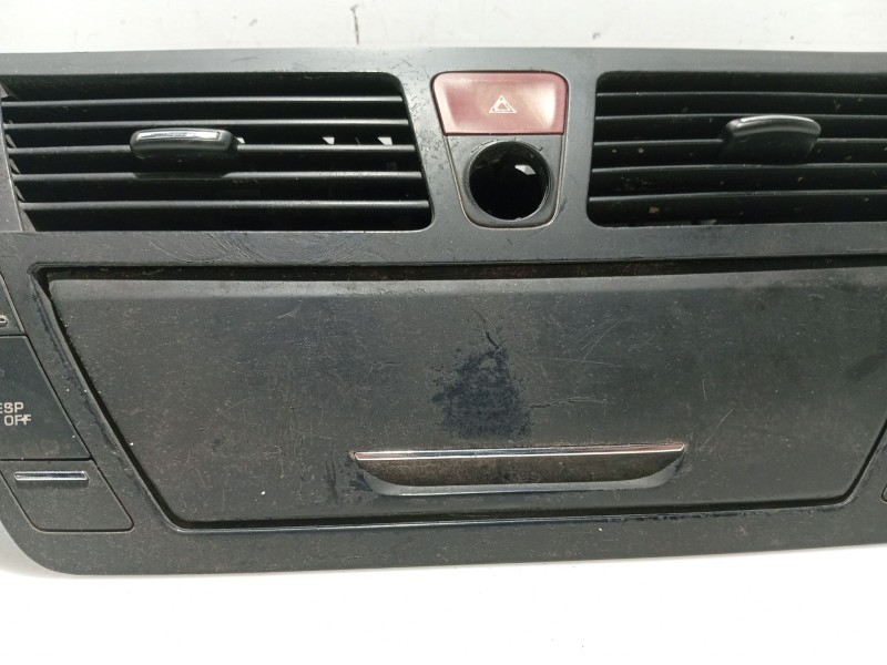 Recambio de moldura para citroën c4 picasso referencia OEM IAM 9683265580 9683265780 9683265680