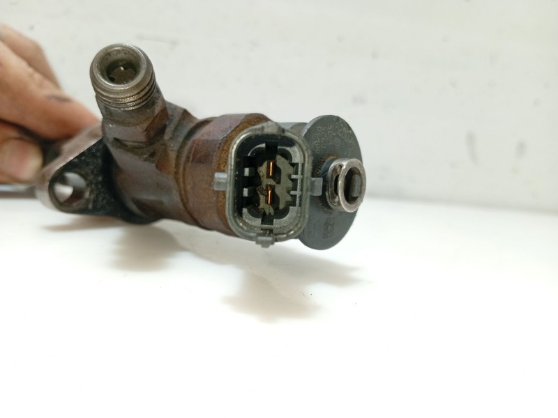 Recambio de inyector para citroën c4 picasso referencia OEM IAM 1609850680 0445110297 