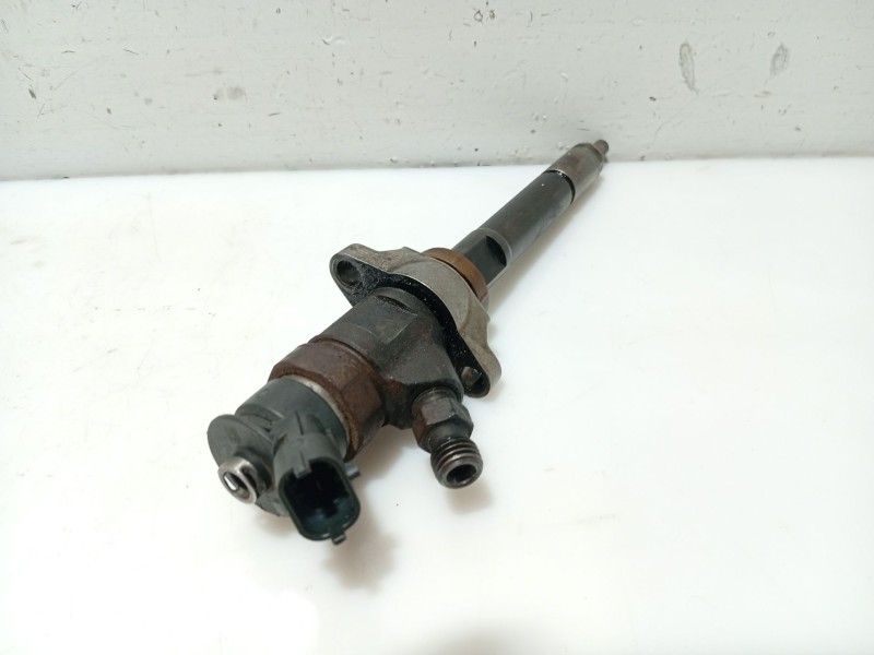 Recambio de inyector para citroën c4 picasso referencia OEM IAM 1609850580 0445110297 