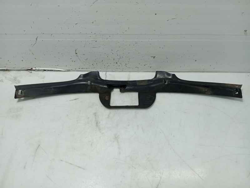 Recambio de moldura para seat toledo ii (1m2) 1.9 tdi referencia OEM IAM 1M0853655  