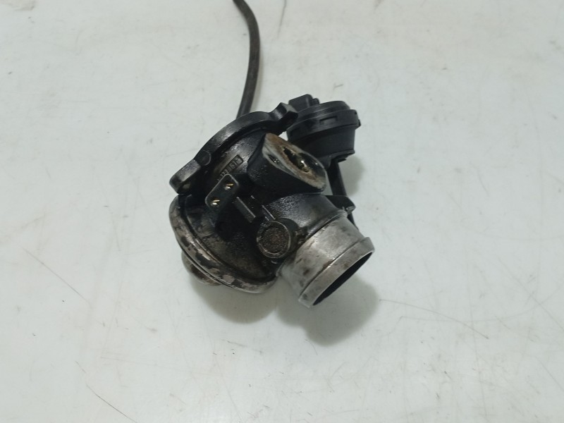 Recambio de valvula egr para seat toledo ii (1m2) 1.9 tdi referencia OEM IAM 038129637  038131501E