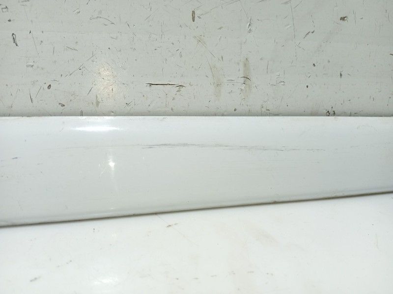 Recambio de moldura puerta delantera derecha para citroën c4 picasso referencia OEM IAM 8545EL 96590380XT 9653915477