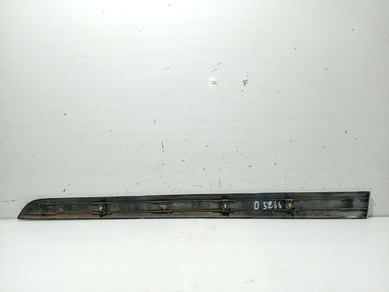 Recambio de moldura puerta delantera derecha para citroën c4 picasso referencia OEM IAM 8545EL 96590380XT 9653915477