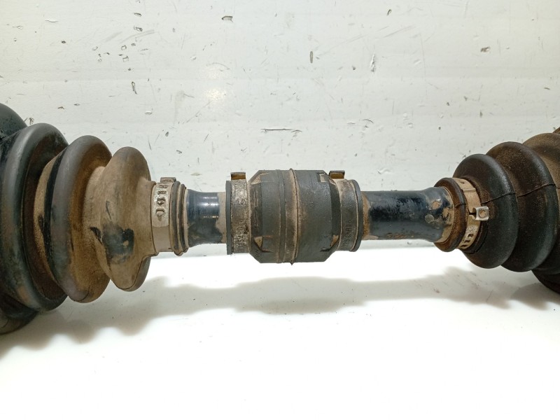 Recambio de transmision delantera izquierda para nissan primera hatchback (p11) 2.0 td referencia OEM IAM 391012F605  