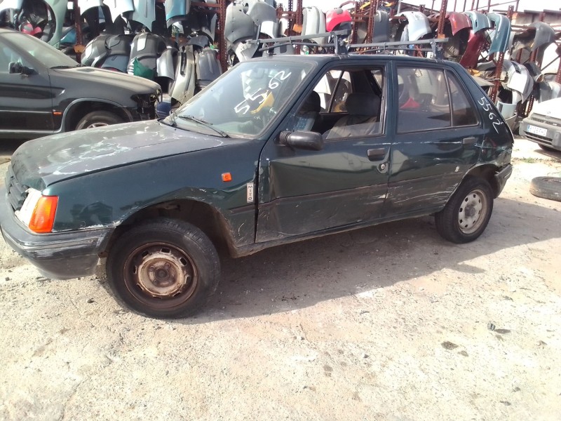 peugeot 205 furgoneta/hatchback del año 1996