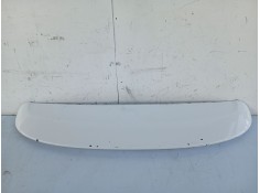 Recambio de aleron trasero para citroën c4 picasso referencia OEM IAM 8742P8  8742P9