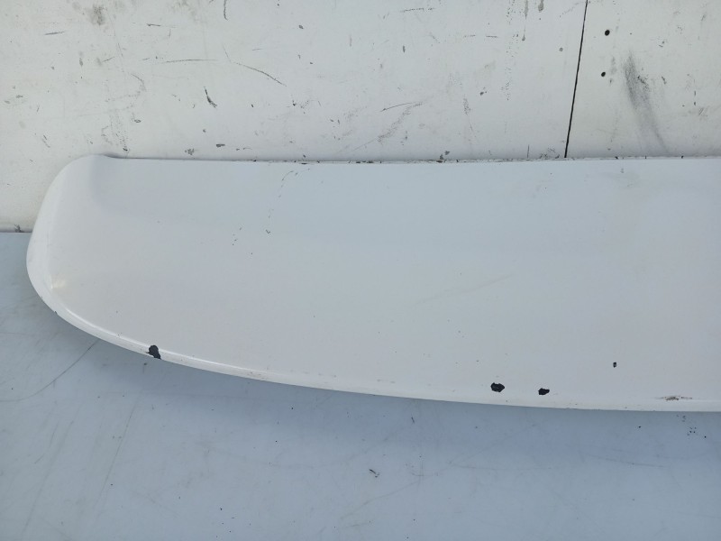 Recambio de aleron trasero para citroën c4 picasso referencia OEM IAM 8742P8  8742P9