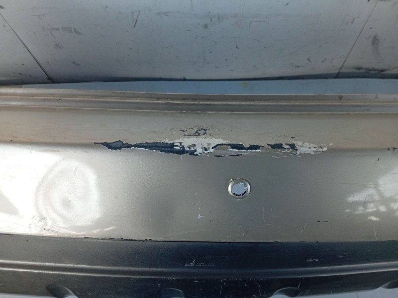 Recambio de paragolpes trasero para kia carens (un) referencia OEM IAM 866111D010  