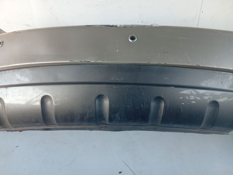 Recambio de paragolpes trasero para kia carens (un) referencia OEM IAM 866111D010  