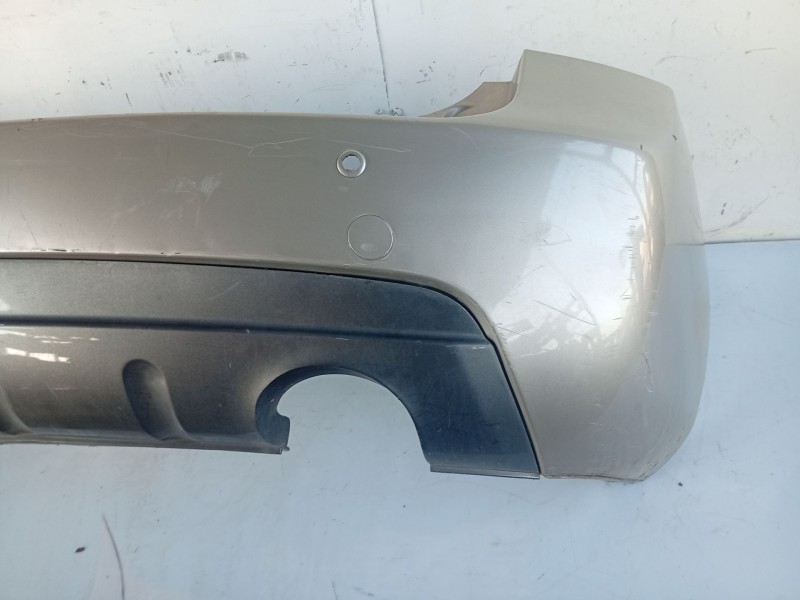 Recambio de paragolpes trasero para kia carens (un) referencia OEM IAM 866111D010  