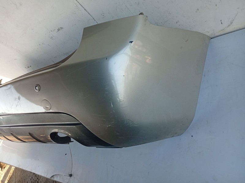 Recambio de paragolpes trasero para kia carens (un) referencia OEM IAM 866111D010  