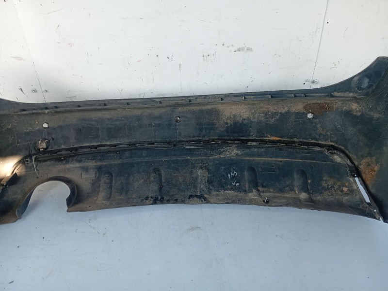 Recambio de paragolpes trasero para kia carens (un) referencia OEM IAM 866111D010  