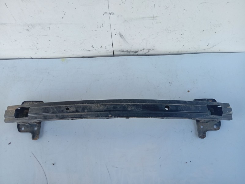 Recambio de refuerzo paragolpes delantero para kia carens (un) referencia OEM IAM 865301D010  