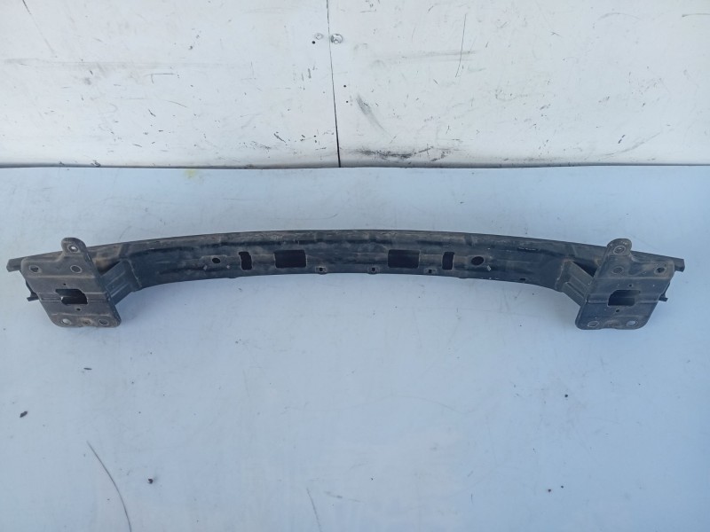 Recambio de refuerzo paragolpes delantero para kia carens (un) referencia OEM IAM 865301D010  