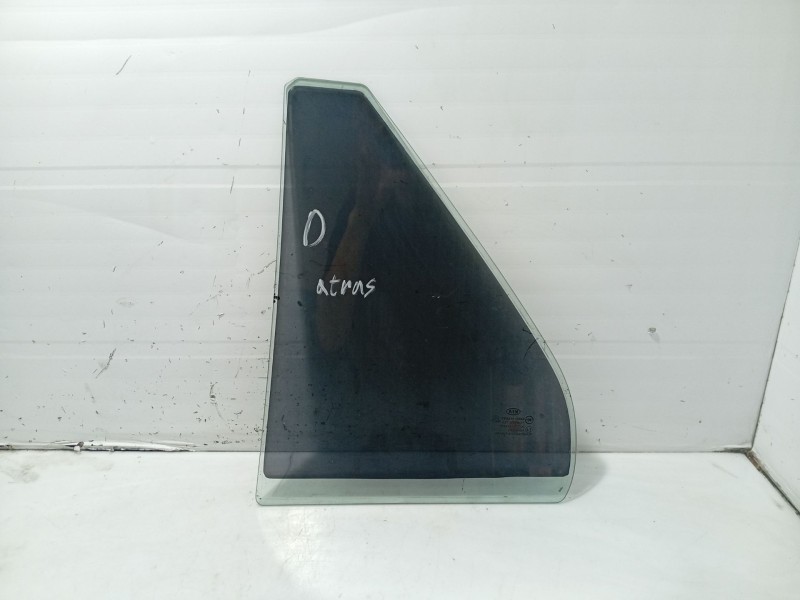 Recambio de luna custodia trasera derecha para kia carens (un) referencia OEM IAM 834271D000  43R000070