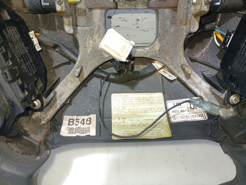 Recambio de volante para kia carens (un) referencia OEM IAM 561101D711WK  