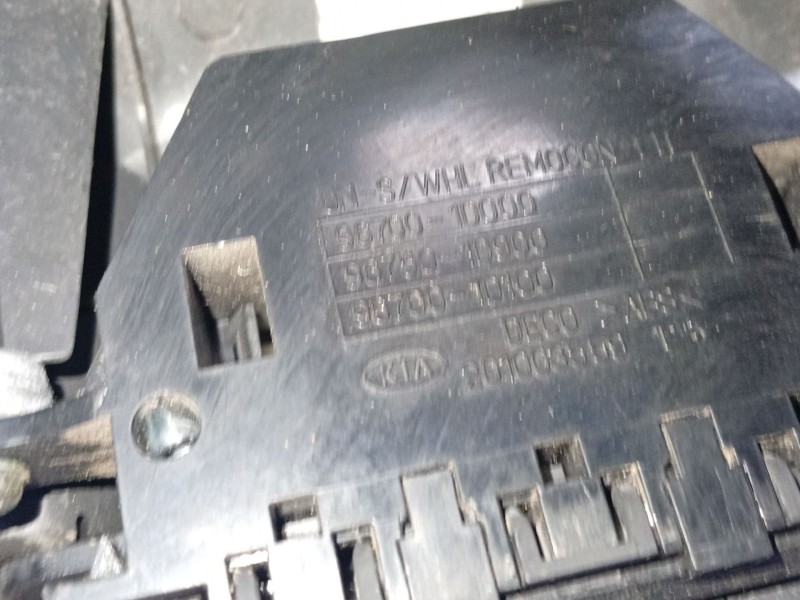 Recambio de volante para kia carens (un) referencia OEM IAM 561101D711WK  