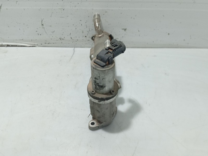 Recambio de valvula egr para kia carens (un) referencia OEM IAM   
