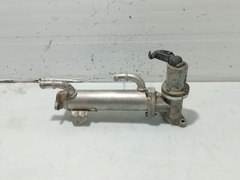 Recambio de valvula egr para kia carens (un) referencia OEM IAM   