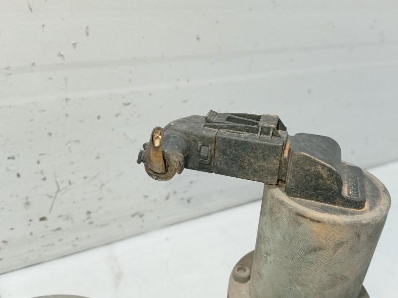 Recambio de valvula egr para kia carens (un) referencia OEM IAM   