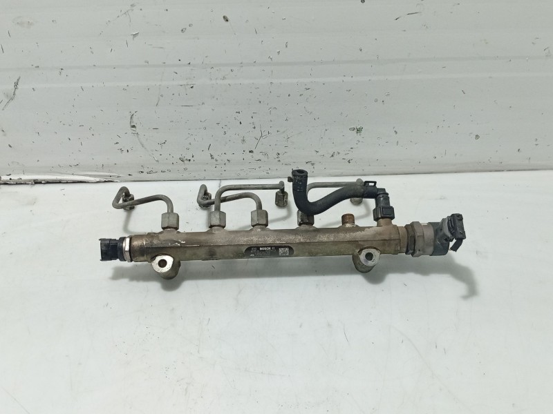 Recambio de rampa inyectora para kia carens (un) referencia OEM IAM 0445214140 3140027410 005819L3