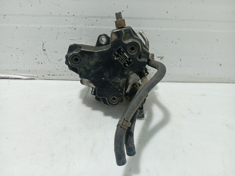 Recambio de bomba inyeccion para kia carens (un) referencia OEM IAM 3310027400  0445010121