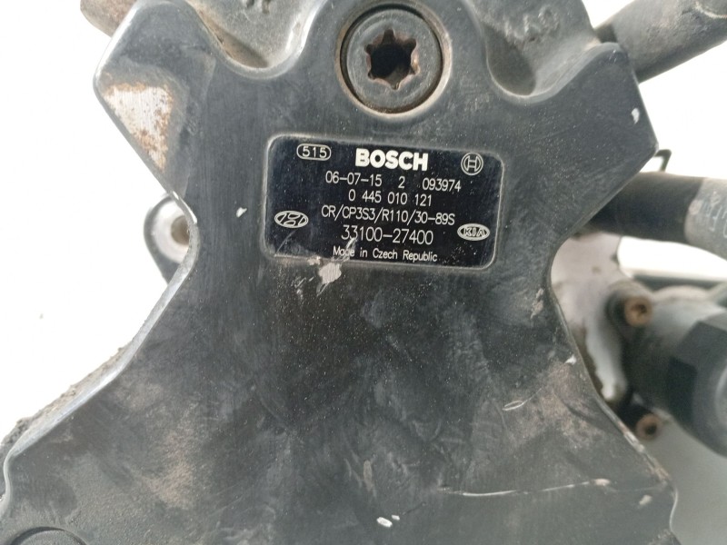 Recambio de bomba inyeccion para kia carens (un) referencia OEM IAM 3310027400  0445010121