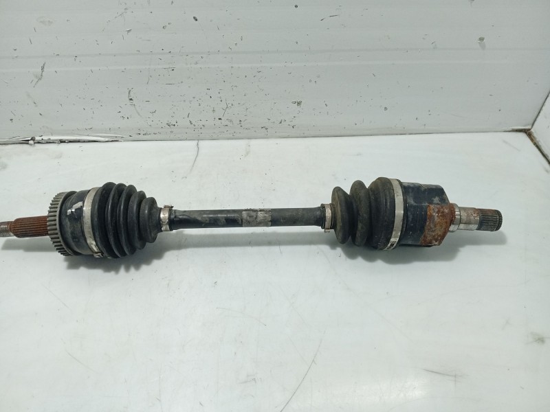 Recambio de transmision delantera izquierda para kia carens (un) referencia OEM IAM 495011D700  