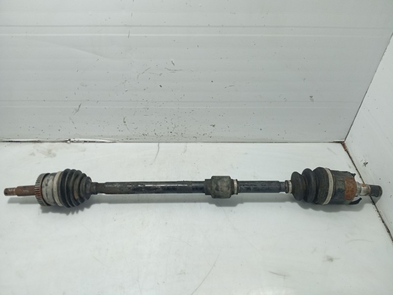 Recambio de transmision delantera derecha para kia carens (un) referencia OEM IAM 495001D700  