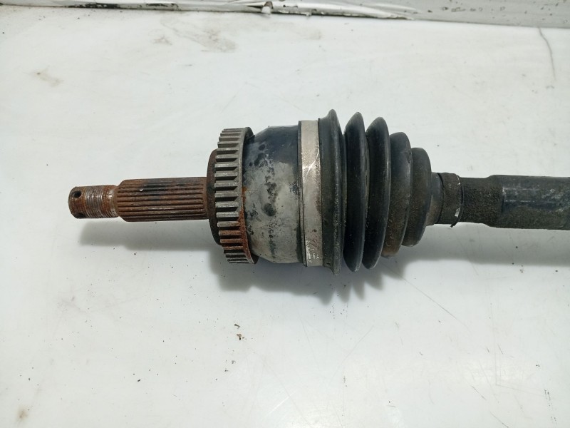 Recambio de transmision delantera derecha para kia carens (un) referencia OEM IAM 495001D700  