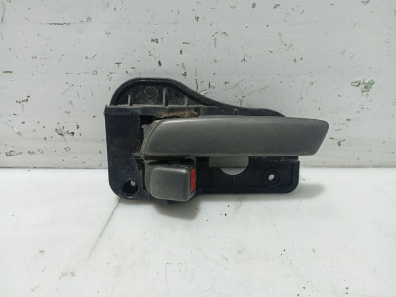 Recambio de maneta interior delantera derecha para kia carens (un) referencia OEM IAM 826201D020  