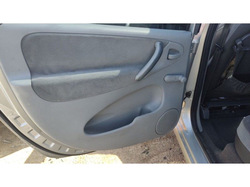 citroën xsara picasso (n68) del año 2010