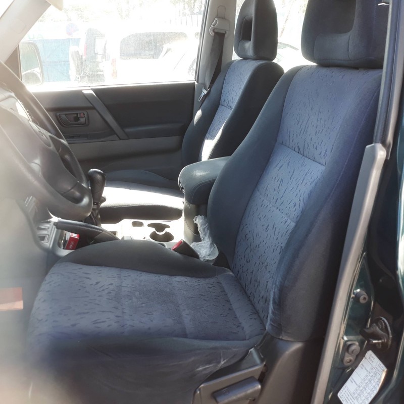 mitsubishi montero (v60/v70) 3.2 di-d cat   |   0.00 - 0.06 | 2000 - 2006 | 165 cv / 121 kw del año 2000