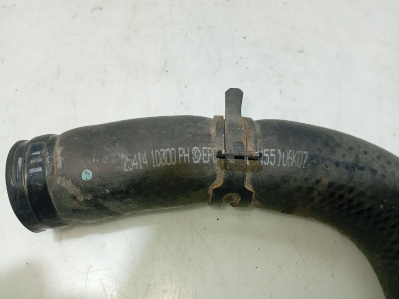 Recambio de tubo para kia carens (un) referencia OEM IAM 254141D300  