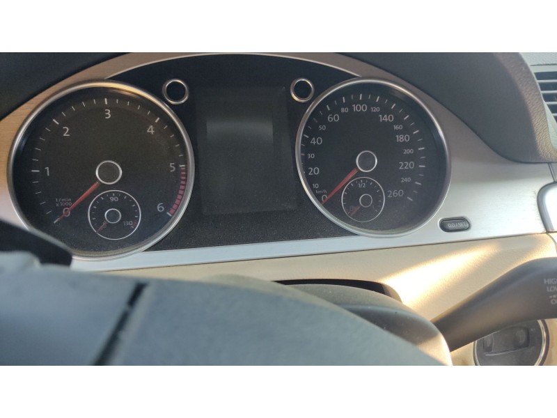 volkswagen passat b6 variant (3c5) del año 2009