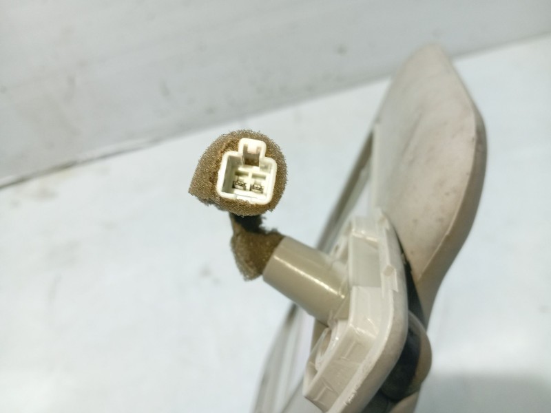 Recambio de parasol derecho para kia carens (un) referencia OEM IAM 852021D025QW  