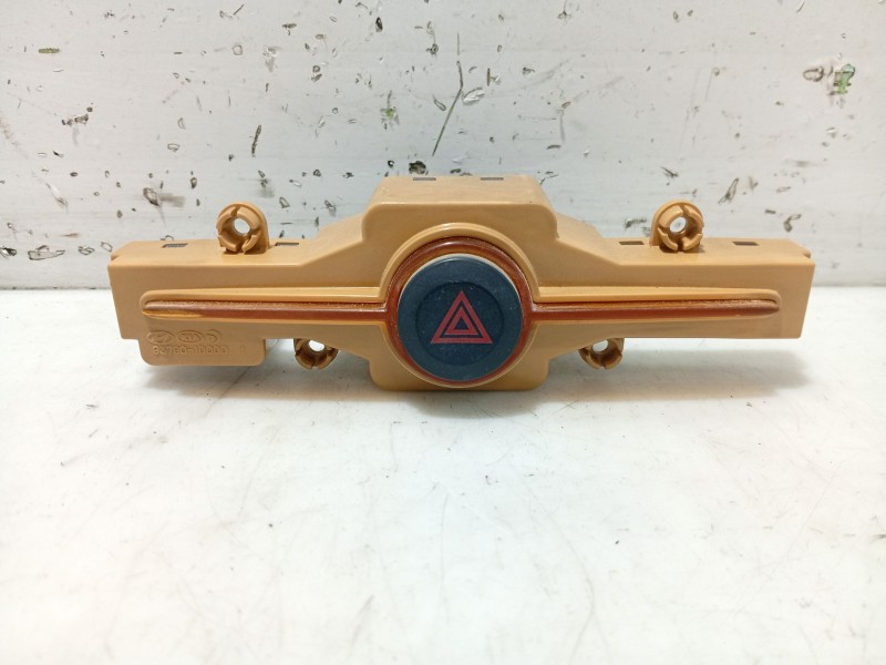 Recambio de warning para kia carens (un) referencia OEM IAM   937901D000