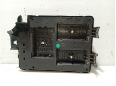 Recambio de caja reles / fusibles para chevrolet aveo berlina hatchback 1.2 cat referencia OEM IAM 95462803 T300  2