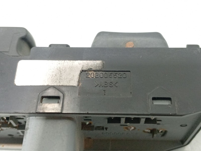 Recambio de mando elevalunas delantero derecho para kia carens (un) referencia OEM IAM 202005520  S180