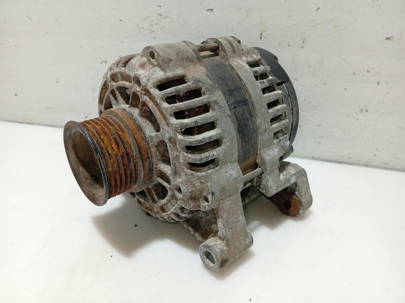 Recambio de alternador para chevrolet aveo berlina hatchback 1.2 cat referencia OEM IAM 13579664 13502982 