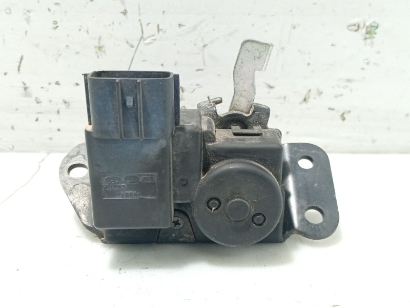 Recambio de cerradura maletero / porton para kia carens (un) referencia OEM IAM 812301D000  