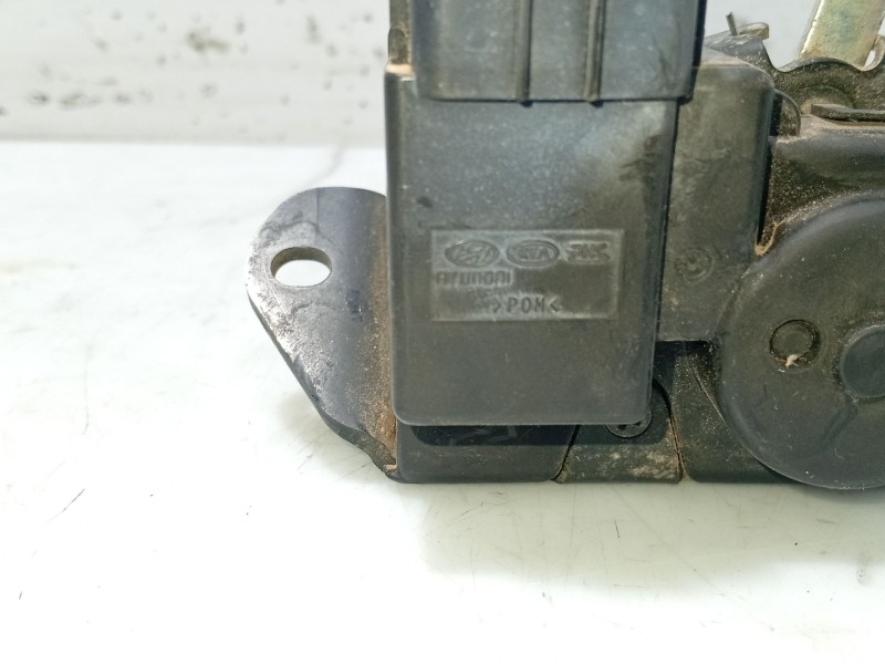 Recambio de cerradura maletero / porton para kia carens (un) referencia OEM IAM 812301D000  