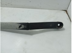 Recambio de brazo limpia delantero derecho para kia carens (un) referencia OEM IAM    2