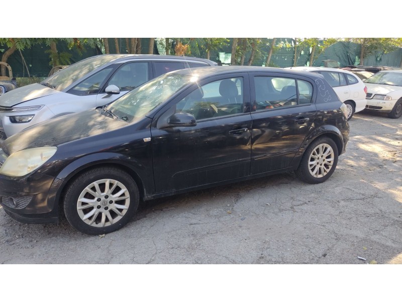 opel astra h (a04) del año 2009