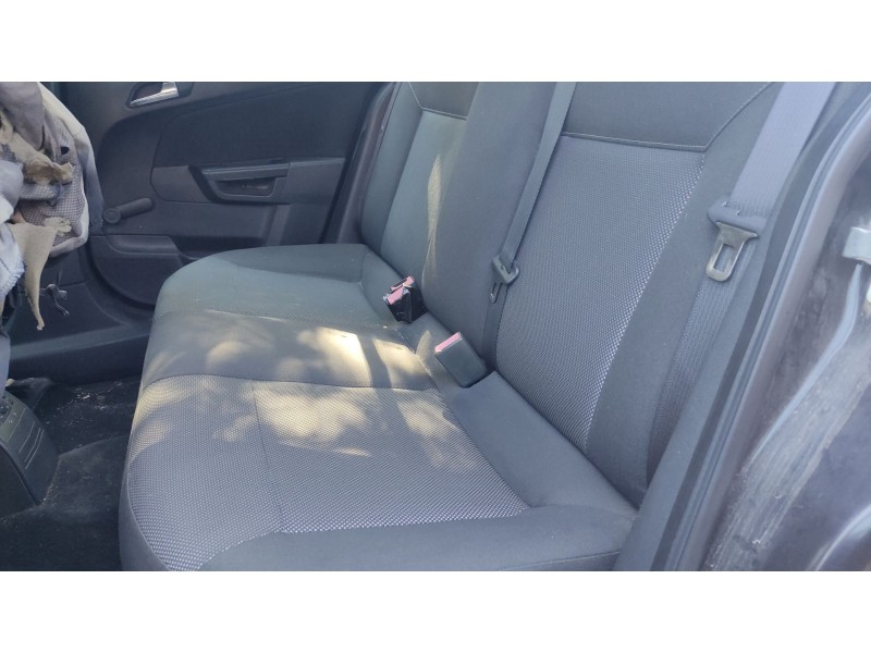 opel astra h (a04) del año 2009