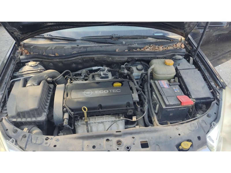 opel astra h (a04) del año 2009