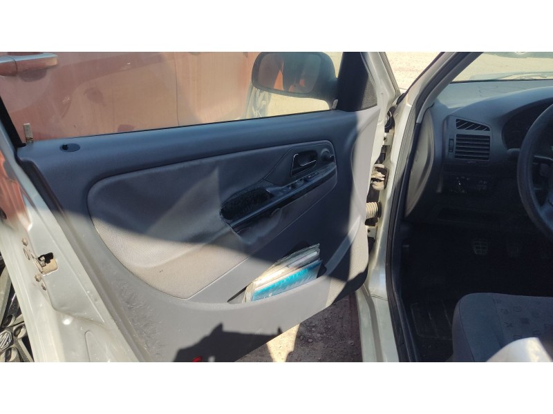 seat ibiza ii (6k1) del año 2000