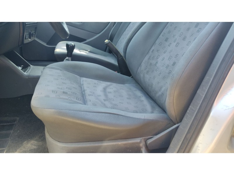 seat ibiza ii (6k1) del año 2000