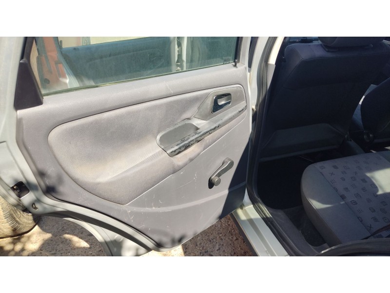 seat ibiza ii (6k1) del año 2000