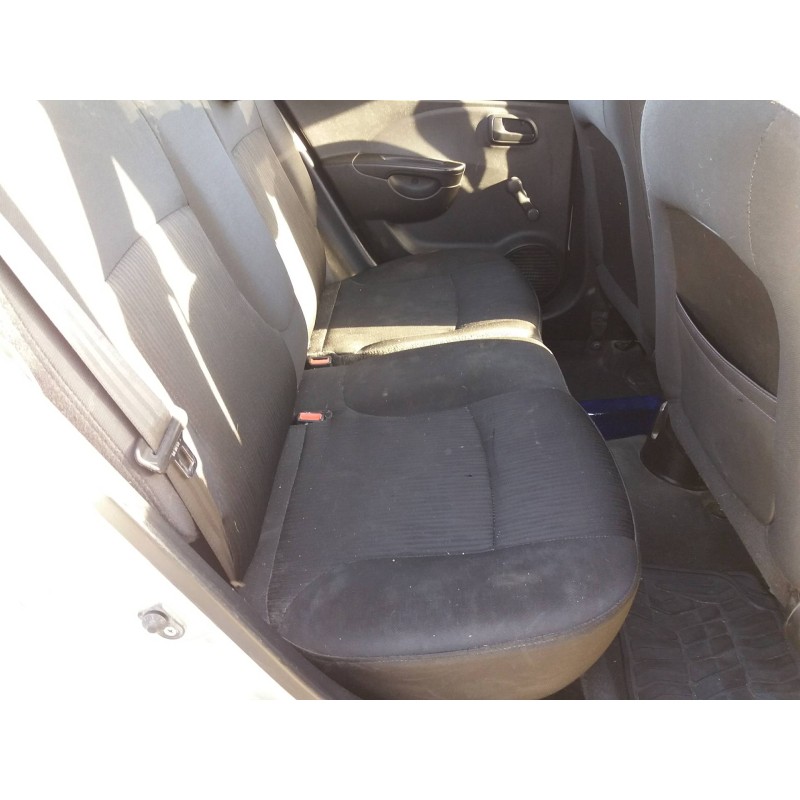 kia picanto 1.1 crdi cat   |   0.04 - ... | 2004 | 75 cv / 55 kw del año 2004